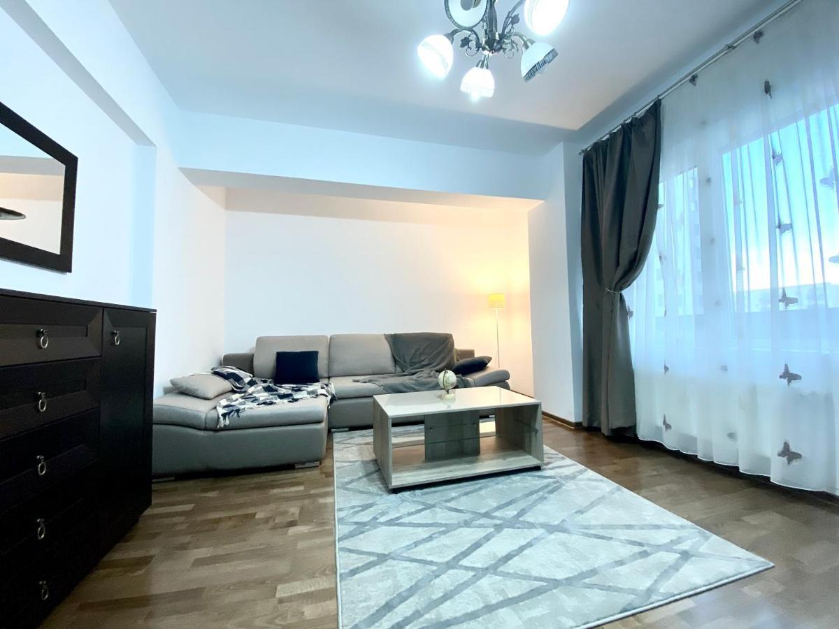 Moonrise Apartment Braşov Extérieur photo