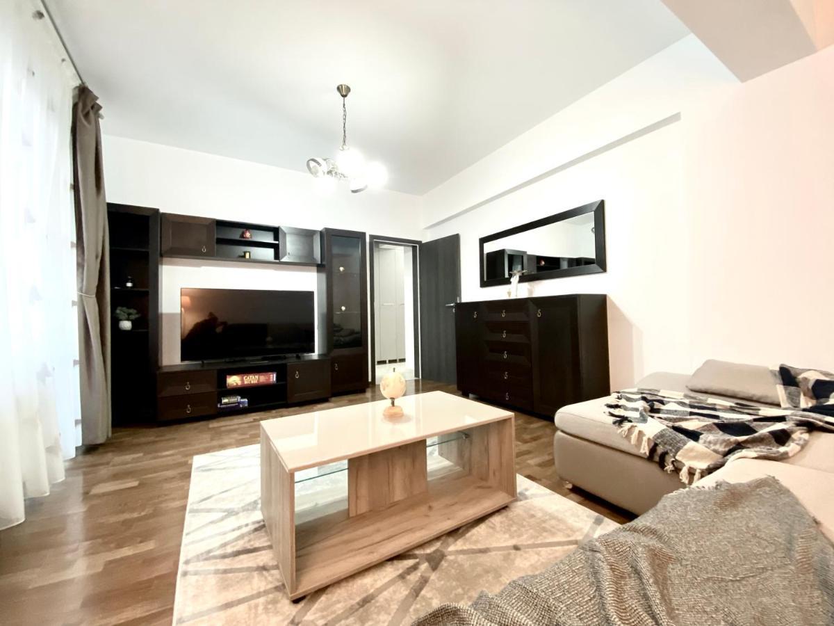 Moonrise Apartment Braşov Extérieur photo